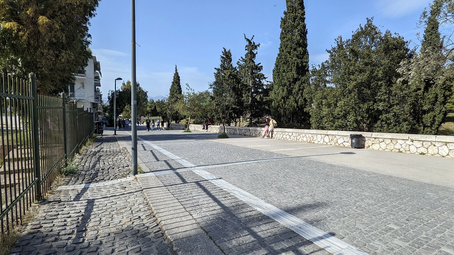 Πεζόδρομος κοντά στην Ακρόπολη στην Αθήνα